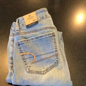 American Eagle jeans size 2 SHORT